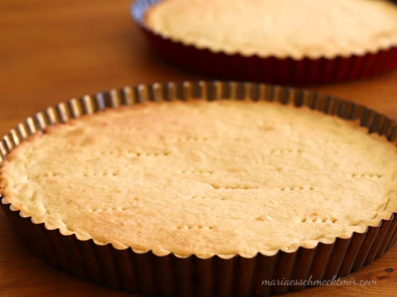 Erdbeerkuchen-mit-Mürbeteigboden - Obsttortenboden-aus-Mürbeteig-3.jpg