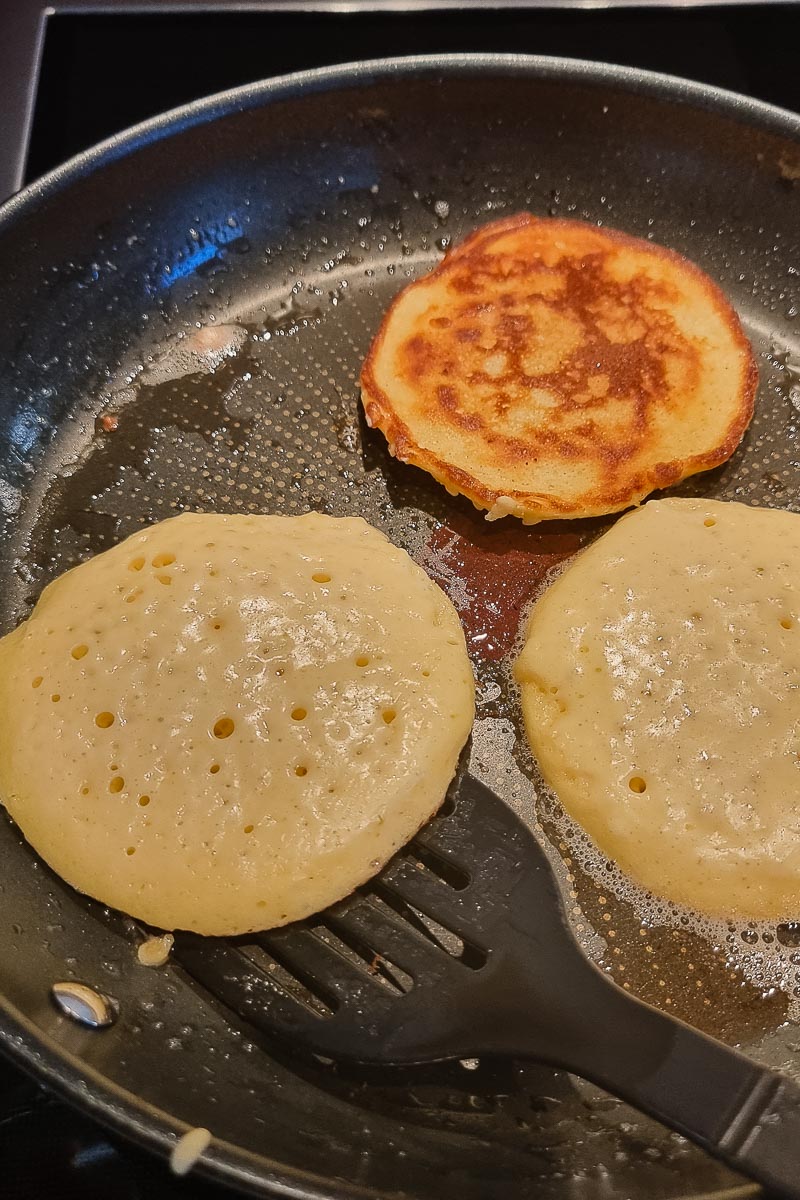 Fluffige American Dinkel Pancakes backen