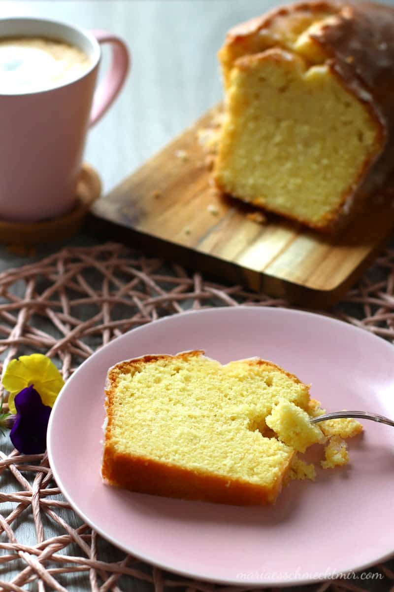 Saftiger Zitronenkuchen