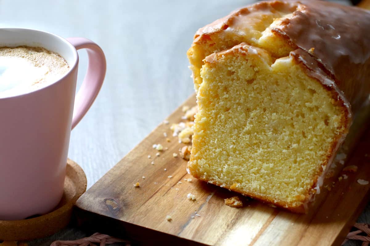 Saftiger Zitronenkuchen für die Kastenform — Maria, es schmeckt mir!