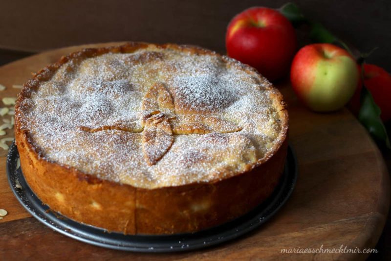 Omas Apfelkuchen mit Mürbeteig