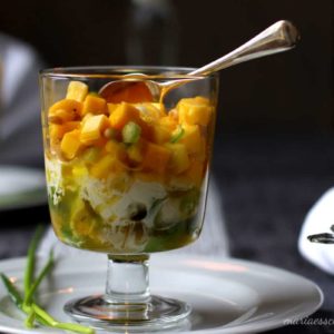 Avocado-Mango-Salat mit Mozarella