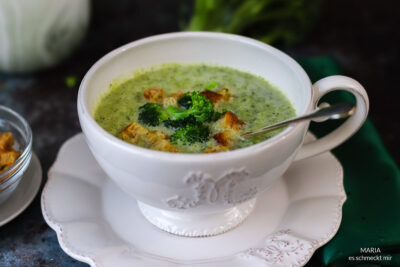 Cremige Brokkoli-Suppe