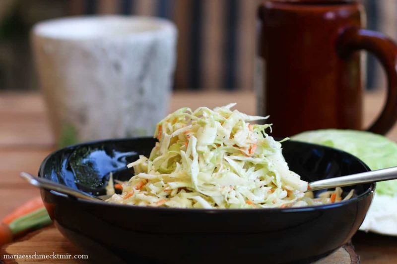 Coleslaw der amerikanische Krautsalat