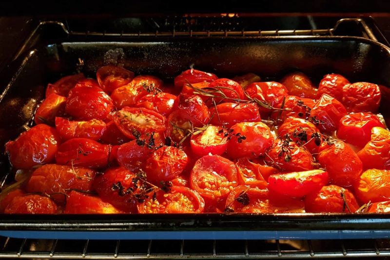 Geröstete Tomatensuppe im Ofen