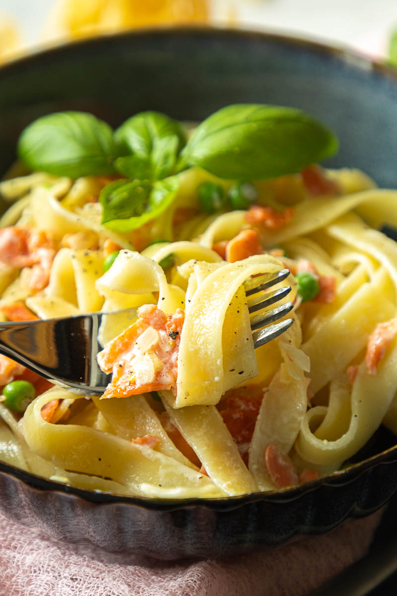 lachs pasta