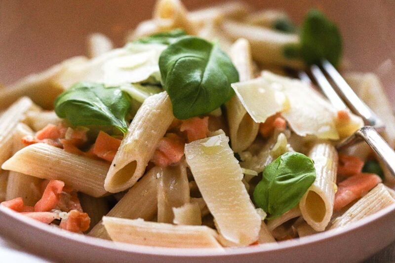 Pasta mit Räucherlachs