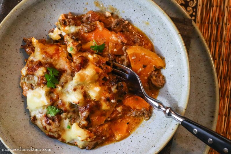 Süßkartoffelauflauf mit Hackfleisch und Feta