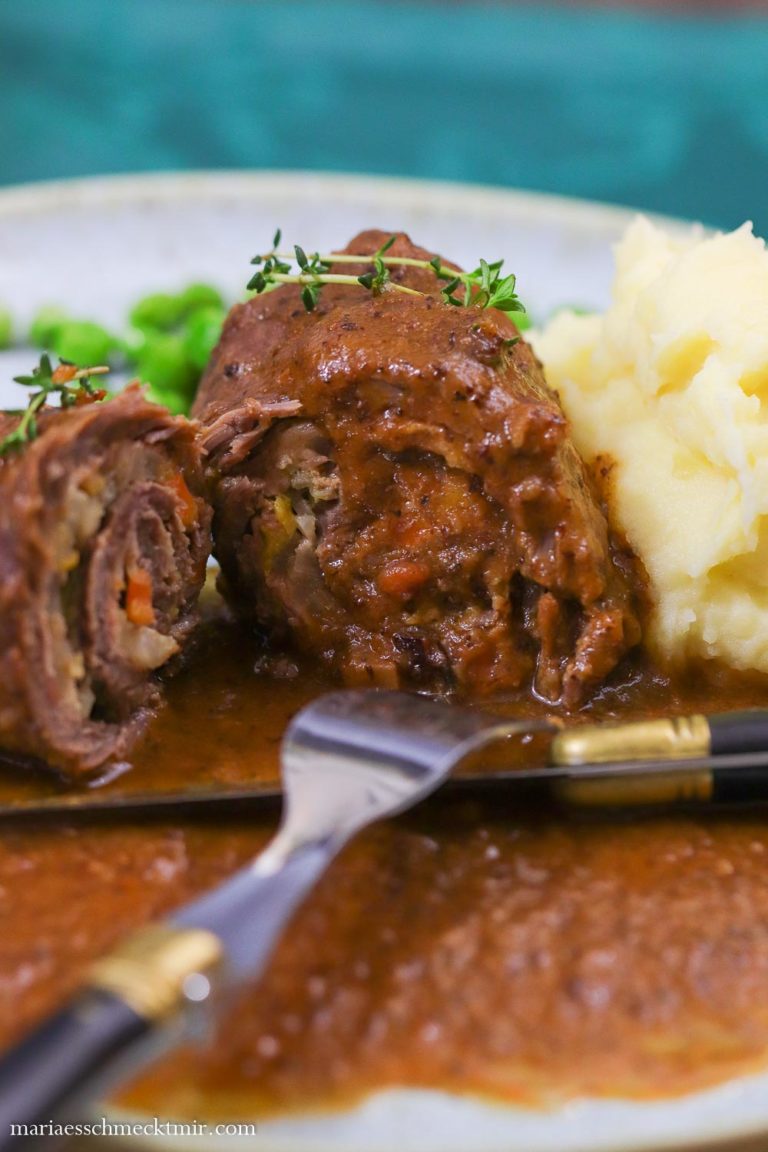 Klassische Rinderrouladen aus dem Backofen
