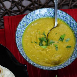 Indische Linsensuppe mit Kokosmilch