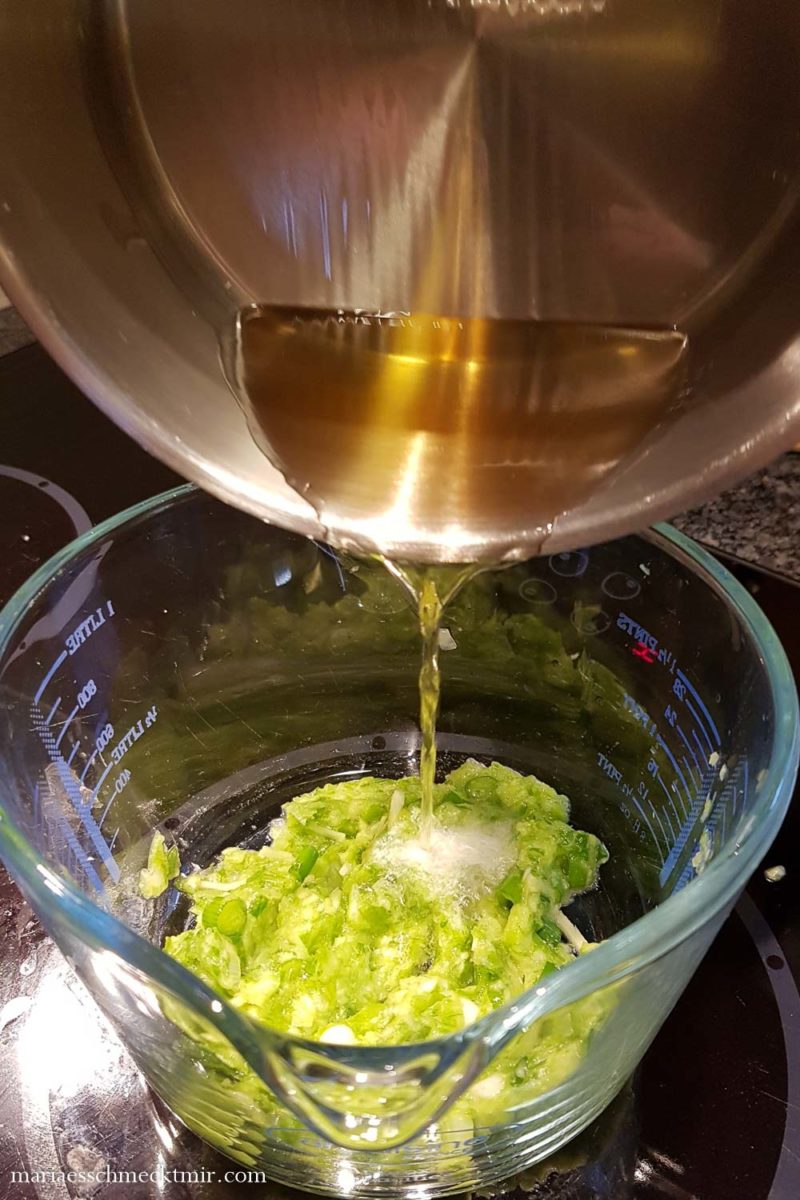 Frühlingszwiebel-Ingwer-Sauce
