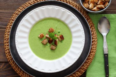 Schnelle Erbsencremesuppe aus TK-Erbsen