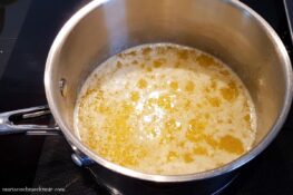 Blitz Hollandaise - Butter erhitzen