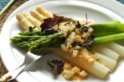 Spargel mit Bozener Sauce