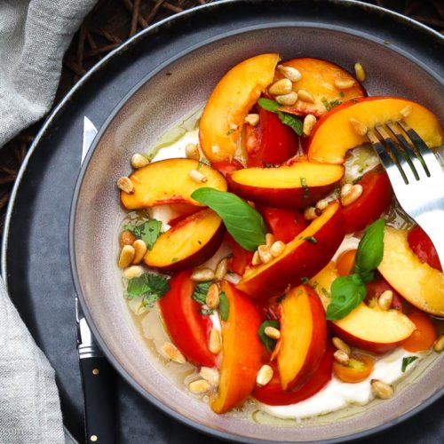 Fantastischer Pfirsich-Tomaten-Salat