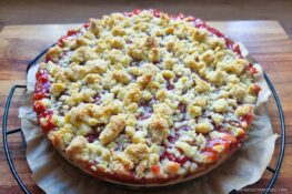 Erdbeer-Rhabarberkuchen backen