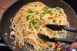 spaghetti aglio e olio Zubereitung
