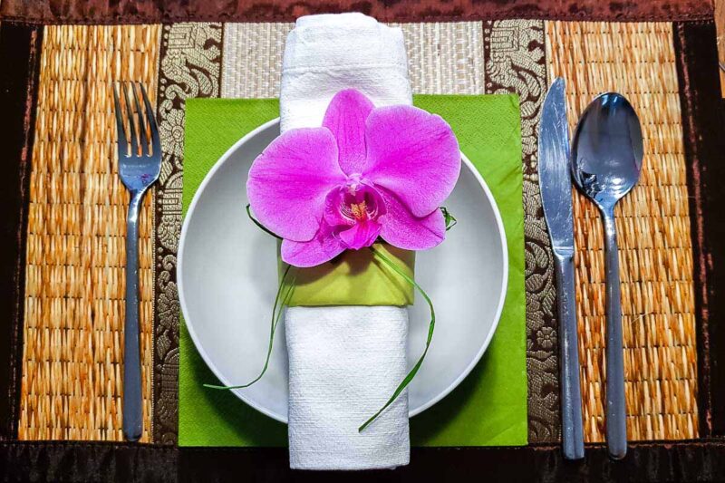 Thai gedeckter Tisch