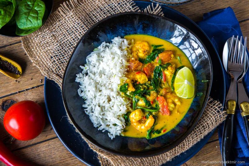Garnelen Curry mit Spinat und Kokosmilch