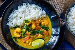 Garnelen Curry mit Spinat und Kokosmilch