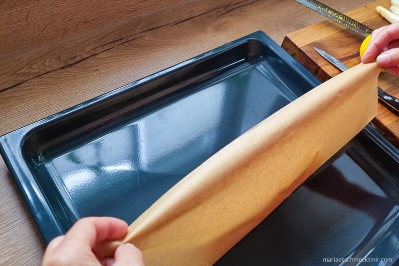 Spargel im Backpapier zubereiten