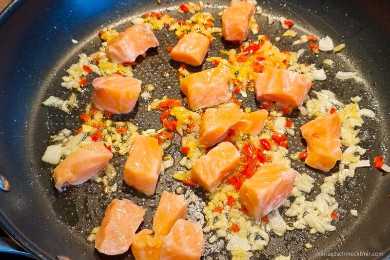 Lachs anbraten