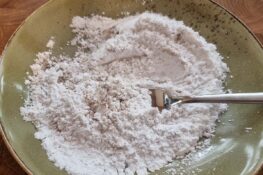 Puderzucker für die Vanillekipferl