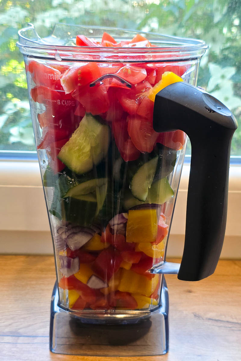 Gazpacho Zubereitung im Mixer