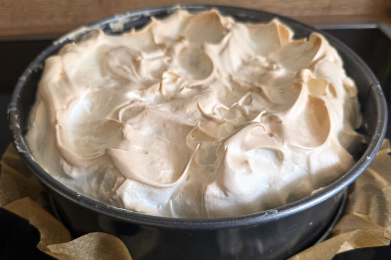 omas rhabarberkuchen mit Baiser